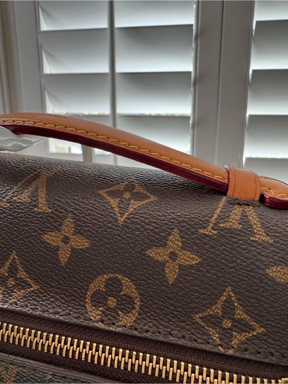 Louis Vuitton Pochette Métis Monogram Canvas Crossbody Satchel